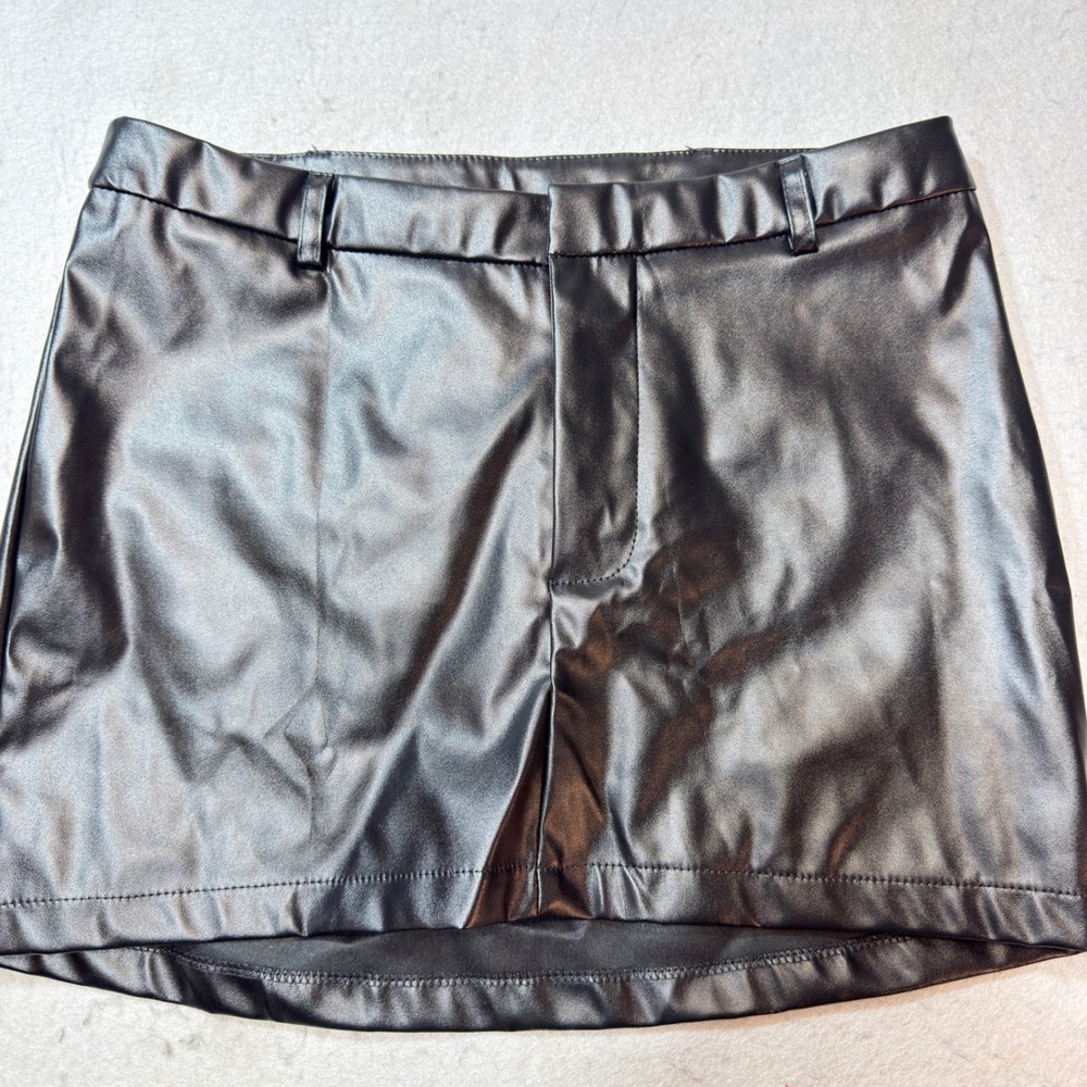 Floerns Faux Leather Mini Skirt Womens XS Black NWT High Waist Edgy Skirt